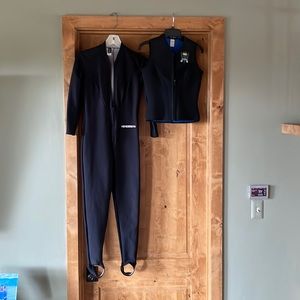 Henderson wetsuit and vest 10